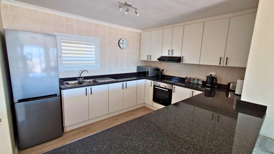 2 Bedroom Property for Sale in Big Bay Western Cape